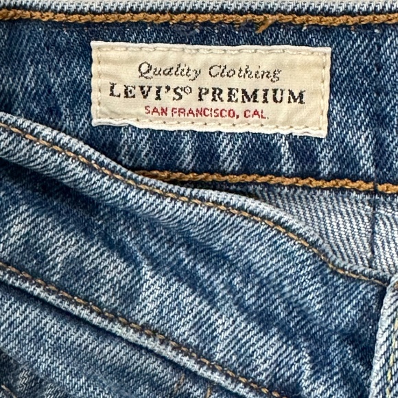Levi's 501 Skinny Jeans (24W, 28L) - Picture 5 of 8